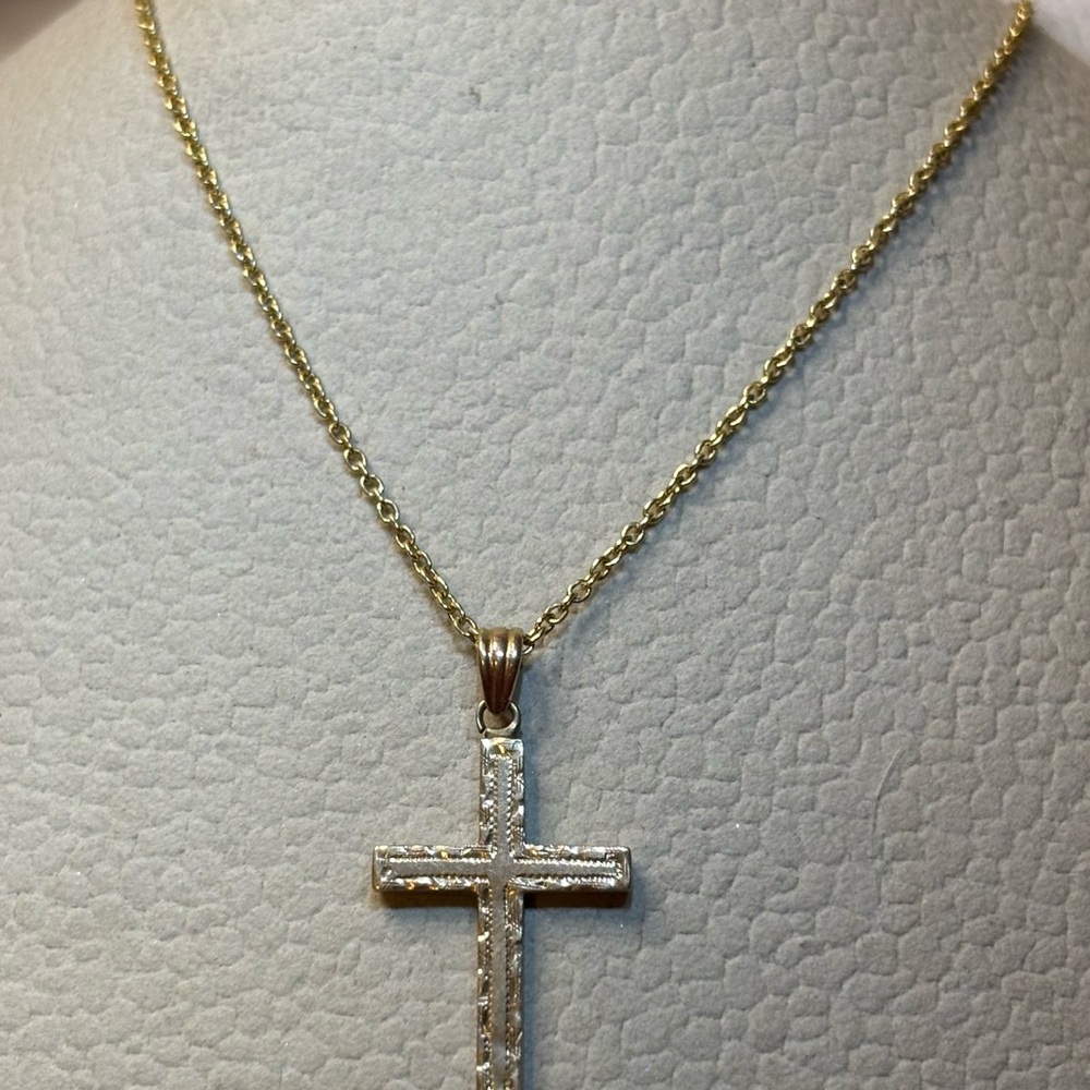 10k Yellow Gold Cross Pendant w/Vermeil Chain
